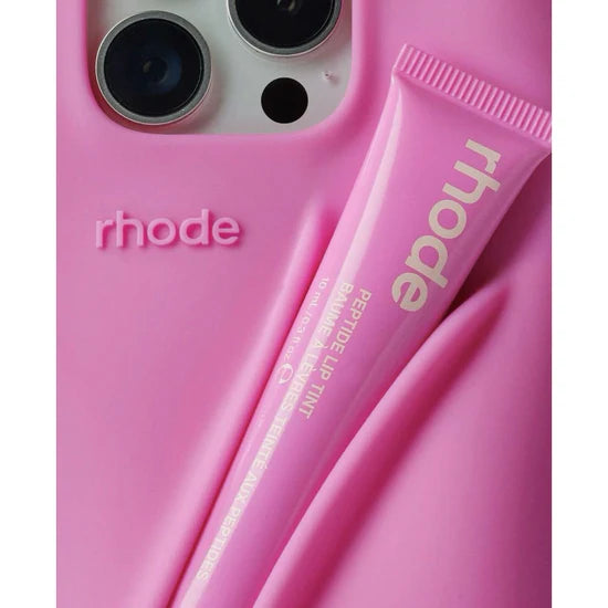 Rhode Lip Case-Tono y modelo: Shortcake, IPhone 15 Pro
